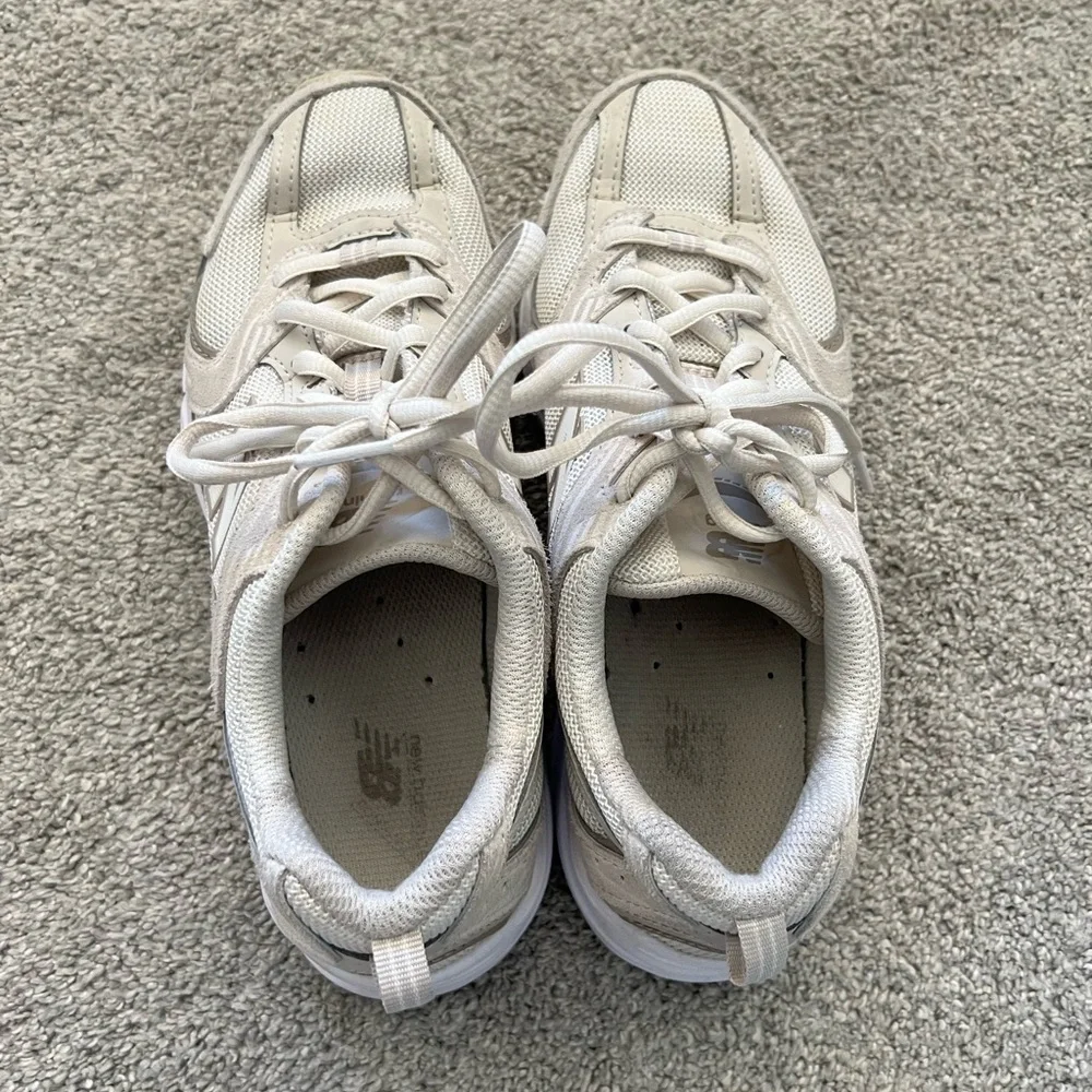 New Balance 530 Sneakers Womens Size 7 Cream Athletic Casual Running Shoes - Picture 5 of 8